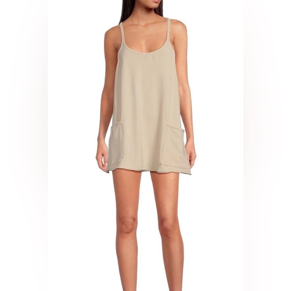 NWT Free People Movement L Hot Shot Mini in Bamboo Neutral Dress Shorts Built In - Picture 4 of 9